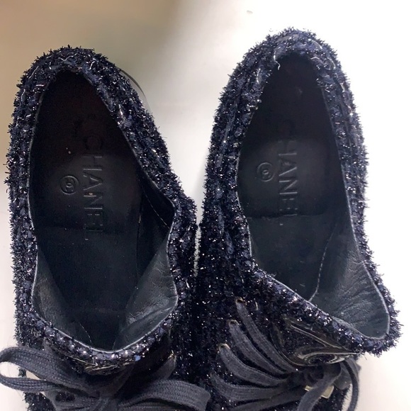 CHANEL CC BLACK METALLIC Shimmer tweed lace-up sneakers women’s size 37 shoes - Picture 12 of 14